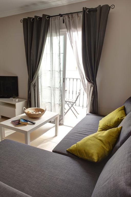 Apartment Ambrosia Nerja Habitación foto